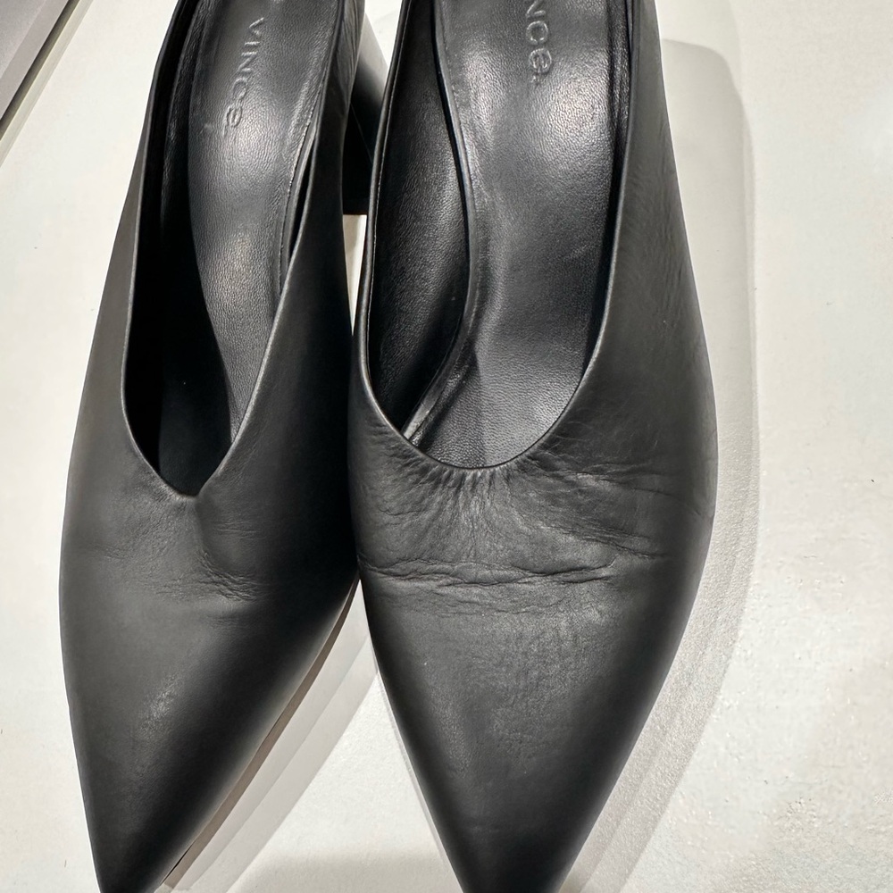Vince Le Ralston Women's Black Leather Slip On Heel